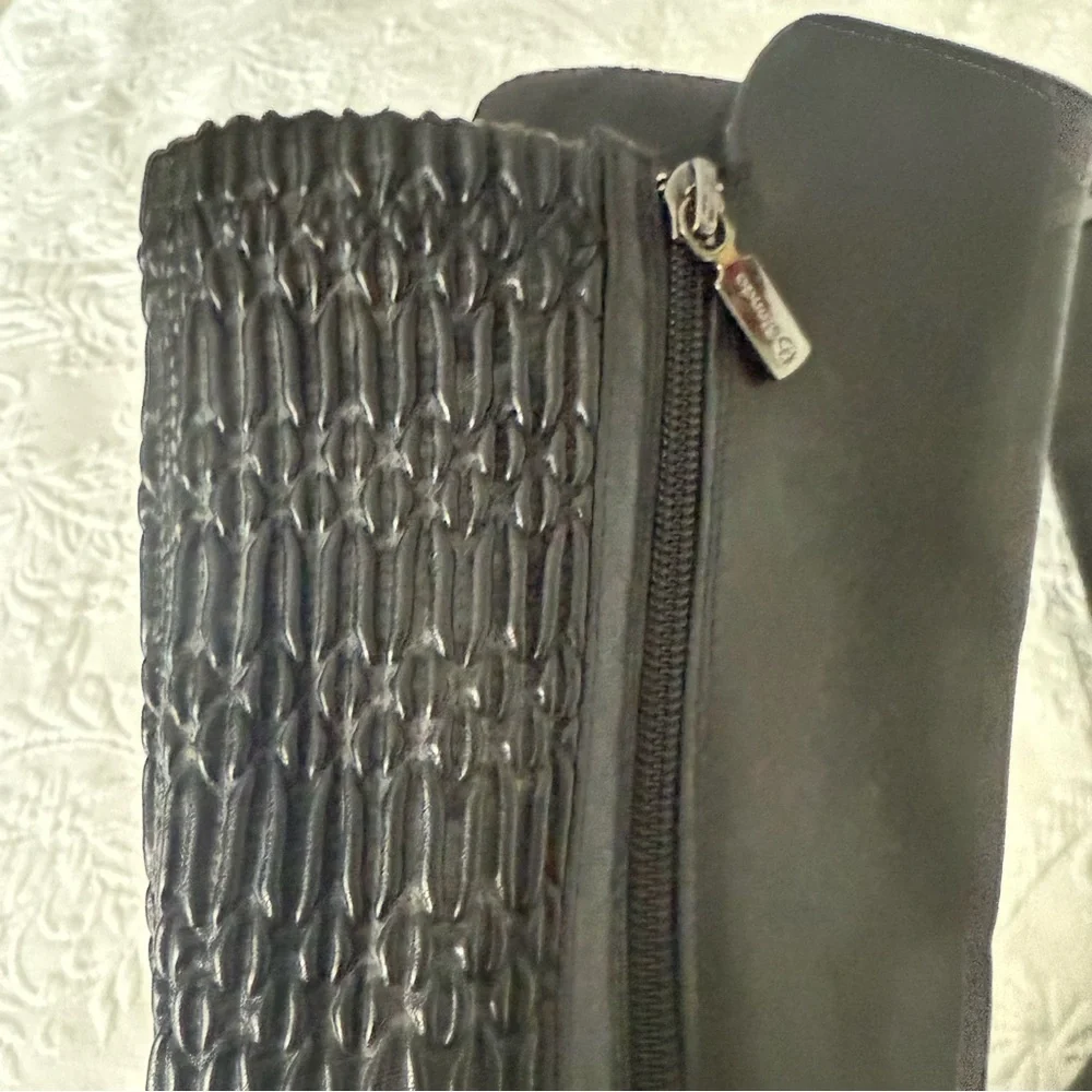 BLONDO Elenor Black Leather Tall Riding Waterproof Boots. Size 6.5